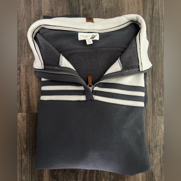 NWT- Fundamental Coast Men’s Quarter Zip - Picture 4 of 4